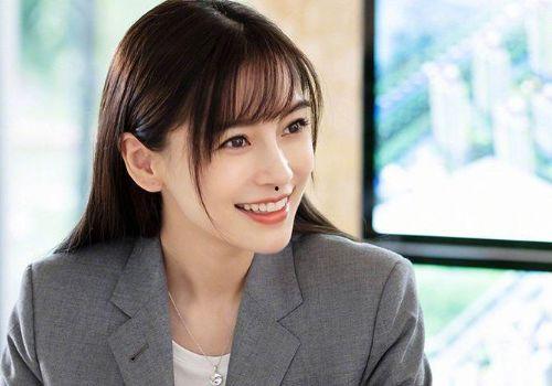 娱乐吃瓜酱杨颖,娱乐吃瓜酱，揭秘娱乐圈幕后故事